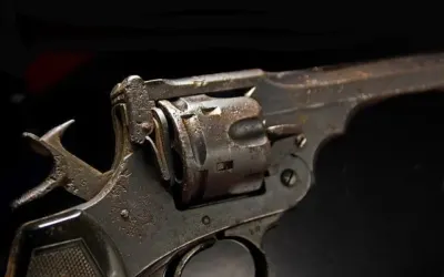 pistolet stary