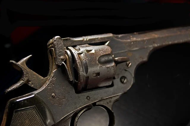 pistolet stary
