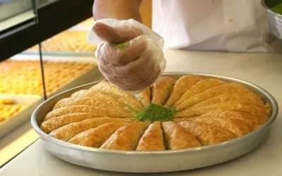Co pysznego możemy zjeść na Jarmarku Bożonarodzeniowym we Wrocławiu?