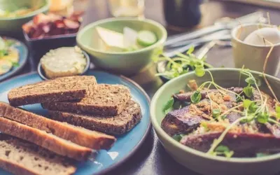 Catering dietetyczny we Wrocławiu – co warto wiedzieć, wybierając posiłki?