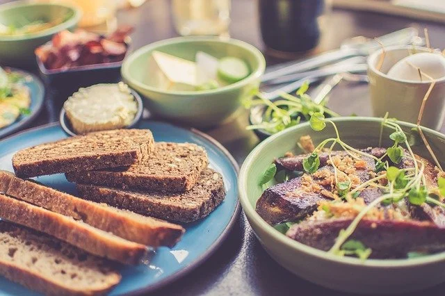 Catering dietetyczny we Wrocławiu – co warto wiedzieć, wybierając posiłki?