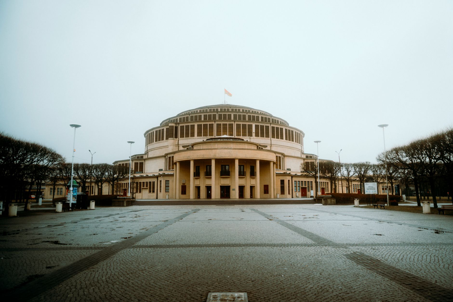 Hala Stulecia Wrocław — przewodnik, historia, zwiedzanie