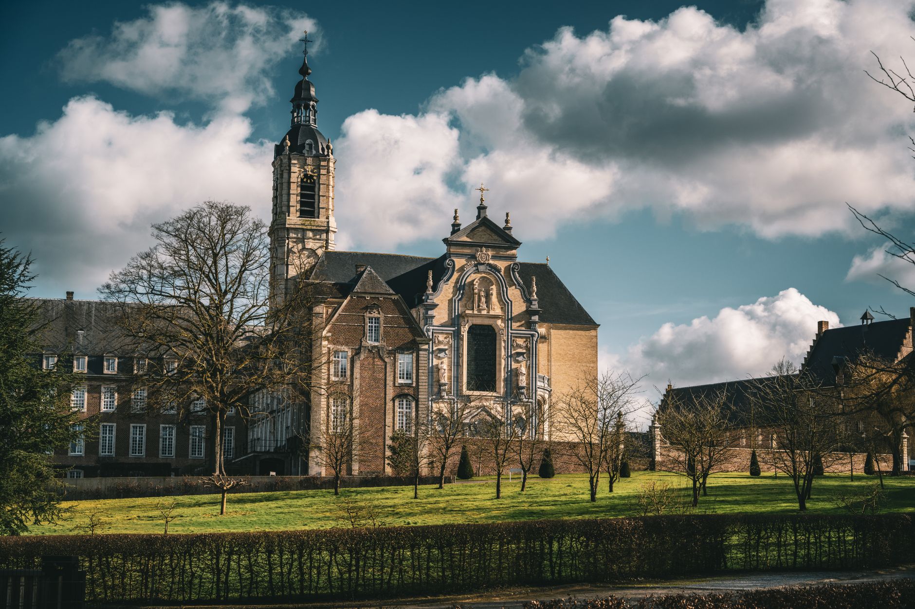 Henryków – klasztor cysterski i dom Księgi henrykowskiej