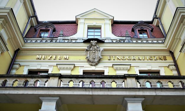 Muzeum Etnograficzne we Wrocławiu – przewodnik po kolekcji