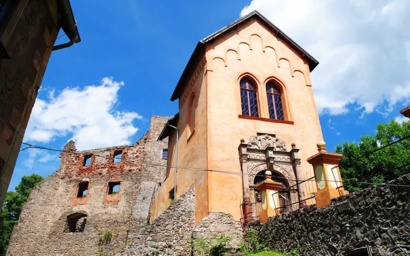 Zagórze Śląskie – zamek Grodno i Jezioro Bystrzyckie