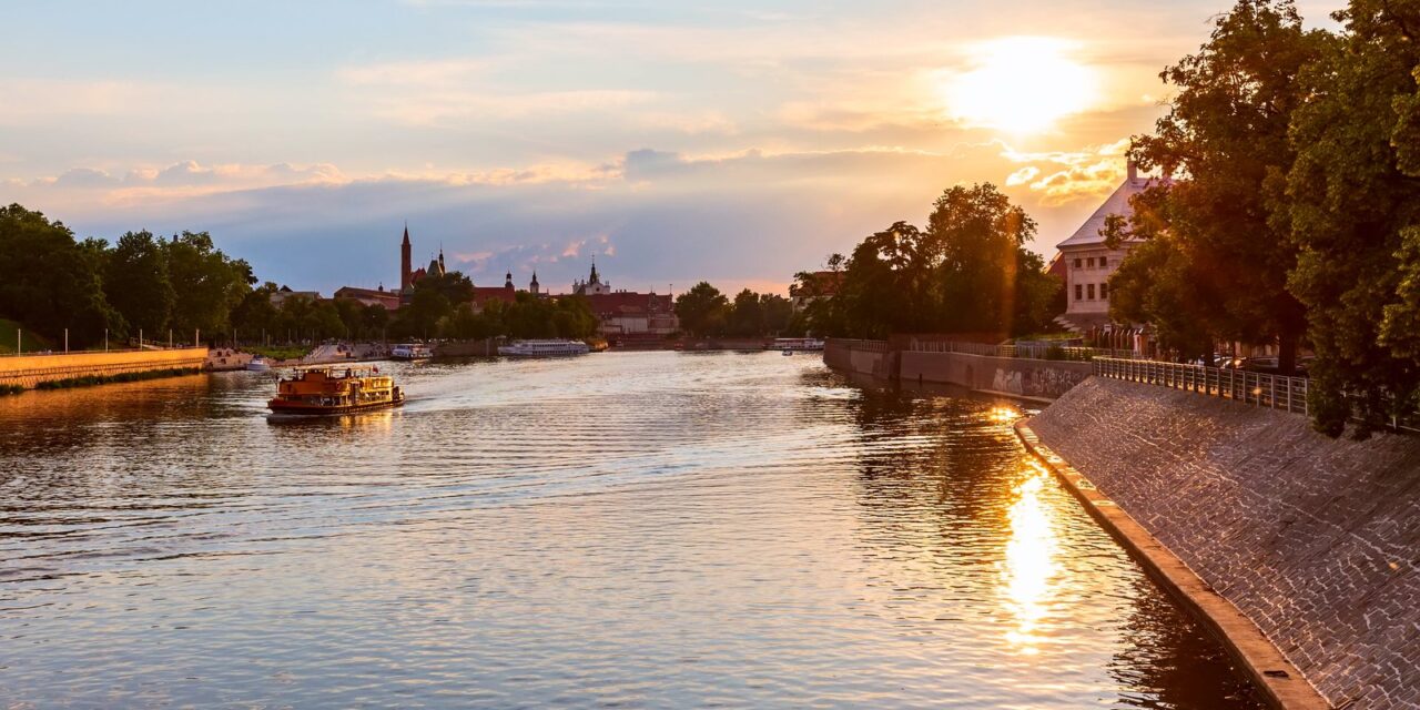 Rejsy po Odrze we Wrocławiu – statki, trasy, sezon
